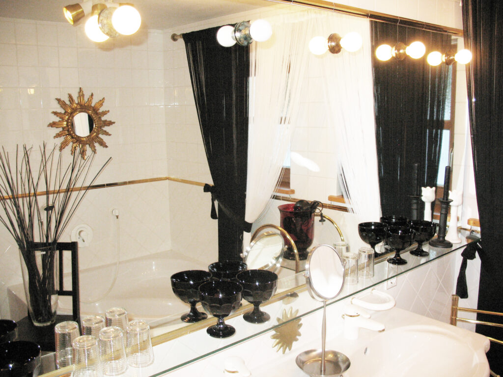 Badezimmer Wohnung 2 Haus Sponnenhang